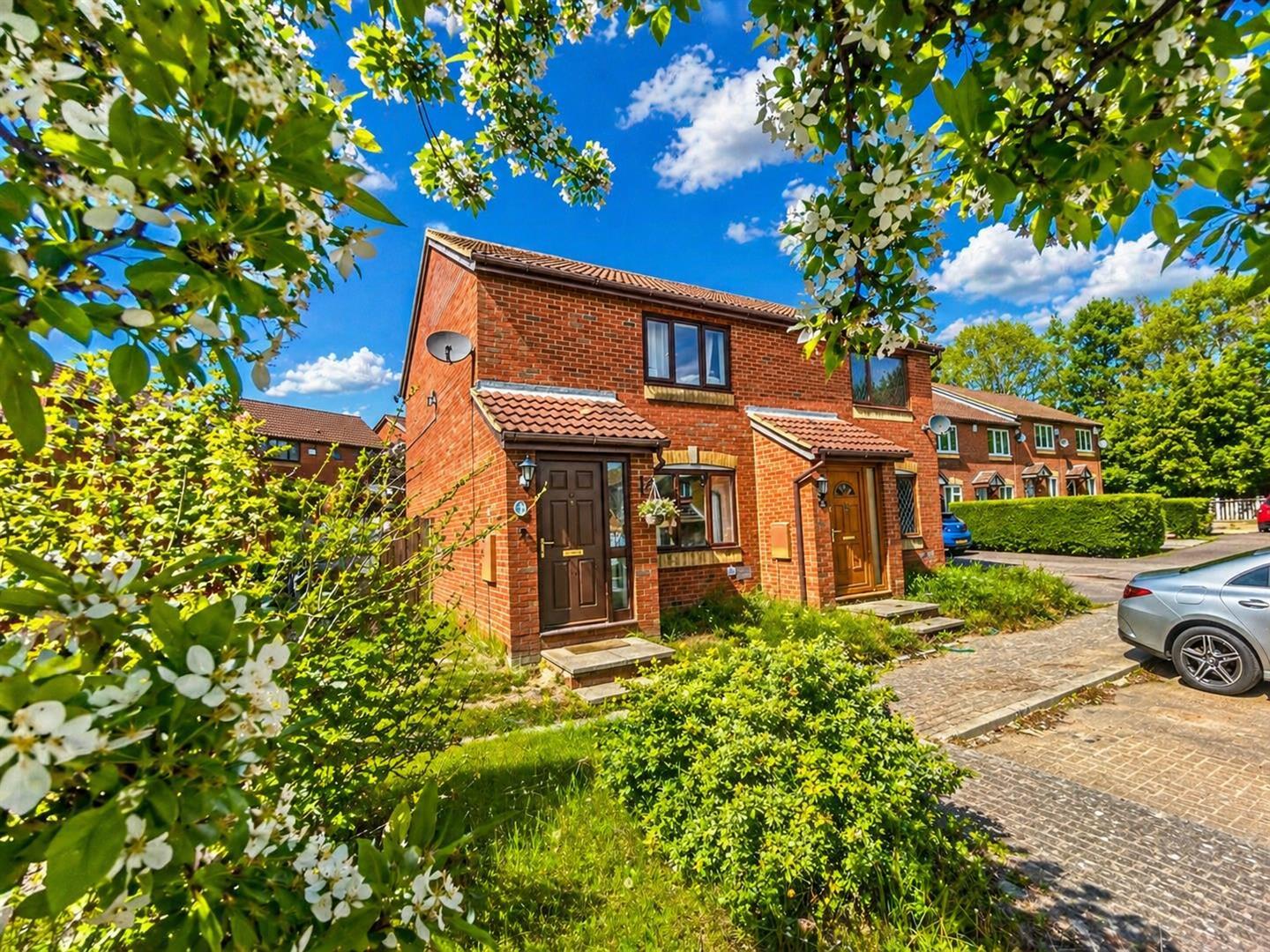 Braford Gardens, Shenley Brook End, Milton Keynes